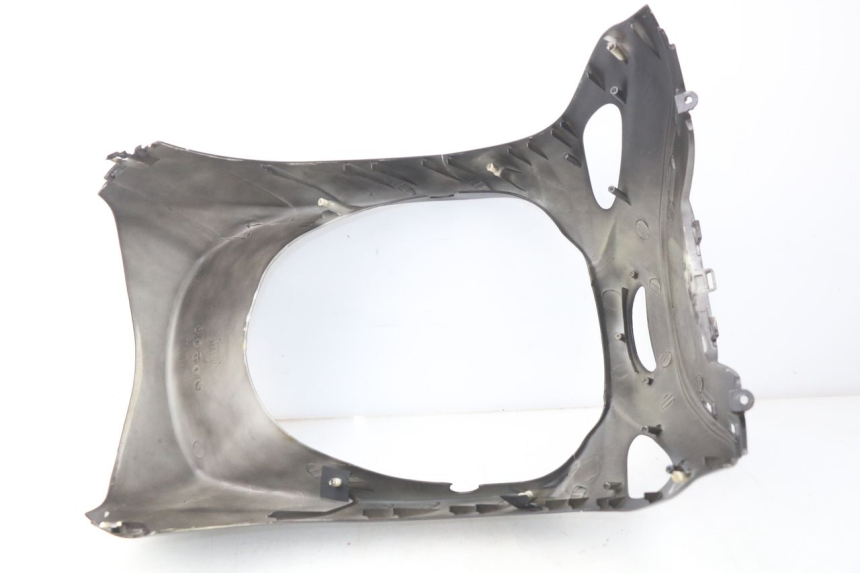 photo de FRONT FAIRING BAOTIAN TRAVEL SPIRIT 50 (2010 - 2012) - Product overview