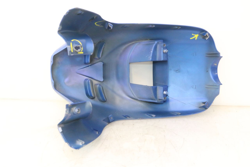 photo de FRONT FAIRING PIAGGIO TYPHOON 50 (1993 - 1999) - Distinctive features