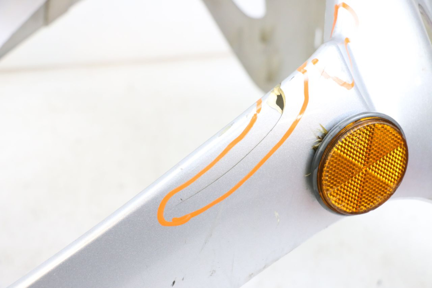 photo de FRONT PANEL PEUGEOT V-CLIC VCLIC 50 (2007 - 2013) - Distinctive features