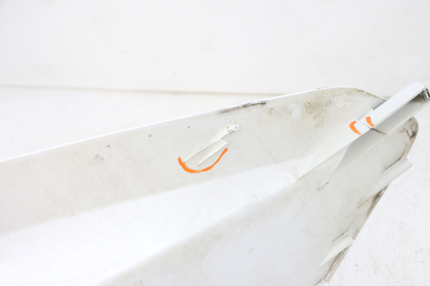 photo de FRONT FAIRING YAMAHA X-MAX XMAX 125 (2010 - 2013) - Component detail