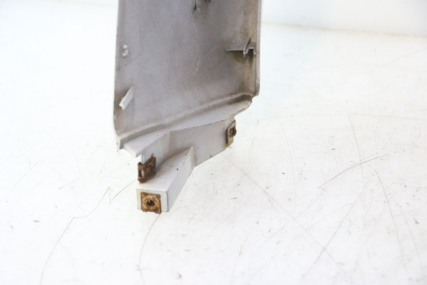photo de FRONT PANEL YAMAHA XMAX X-MAX 125 (2006 - 2009) - Distinctive features