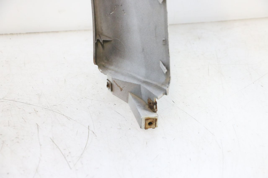 photo de FRONT PANEL YAMAHA XMAX X-MAX 125 (2006 - 2009) - Detailed visual inspection