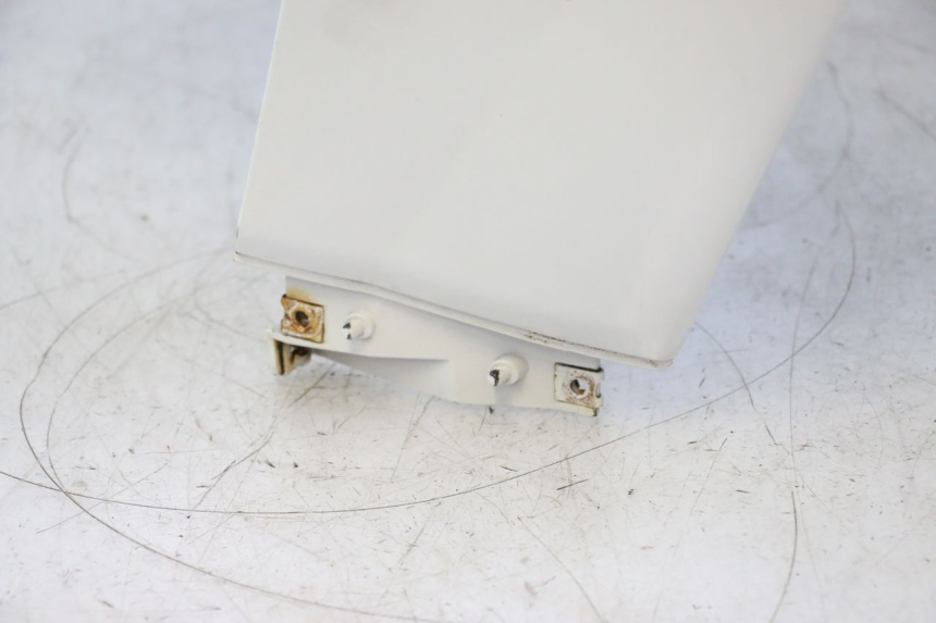 photo de FRONT PANEL YAMAHA XMAX X-MAX 125 (2006 - 2009) - Surface and material condition