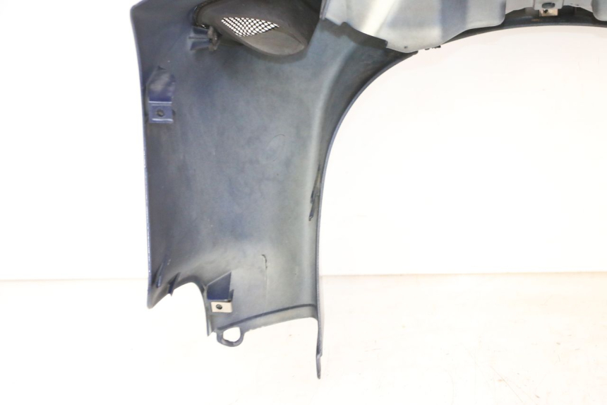 photo de FRONT PANEL PIAGGIO X9 EVOLUTION 125 (2003 - 2007) - Fixing points details