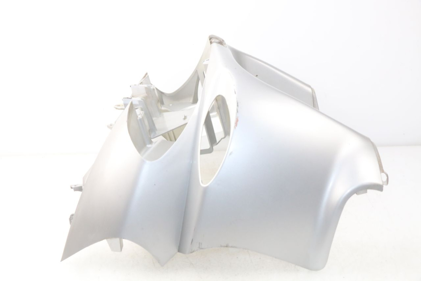 photo de FRONT PANEL PIAGGIO X9 125 (2000 - 2003) - Detailed visual inspection