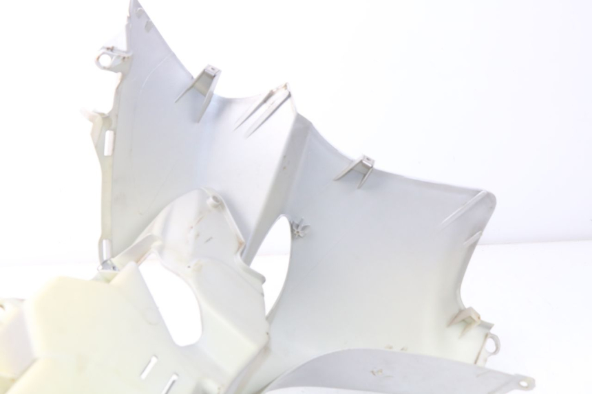 photo de FRONT PANEL PIAGGIO X9 125 (2000 - 2003) - Technical close-up