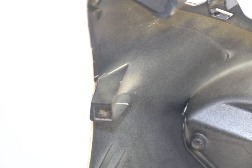 photo de FRONT PANEL PIAGGIO X9 125 (2000 - 2003) - Surface and material condition