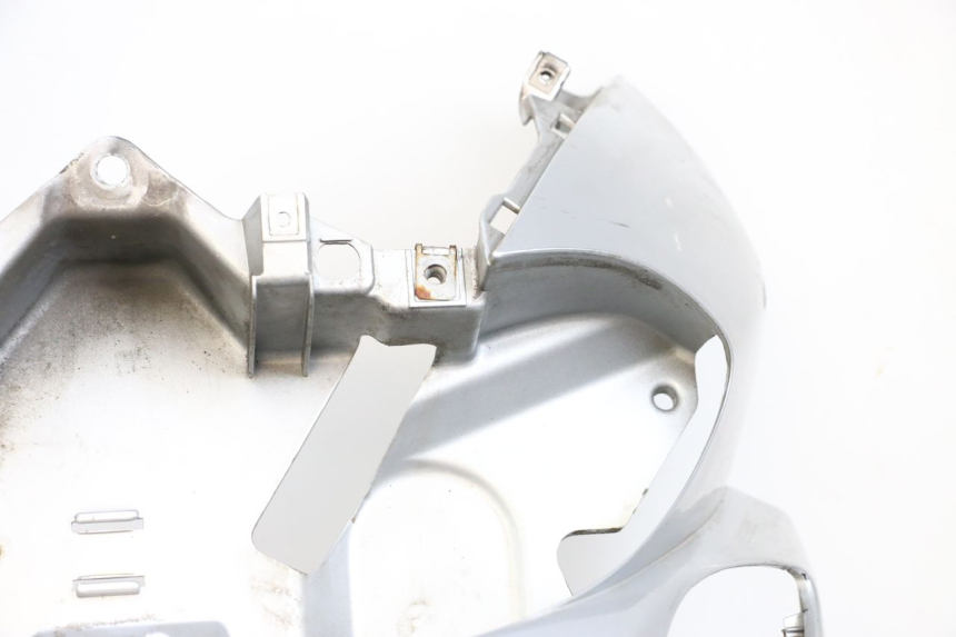 photo de FRONT PANEL PIAGGIO X9 125 (2000 - 2003) - Detailed visual inspection