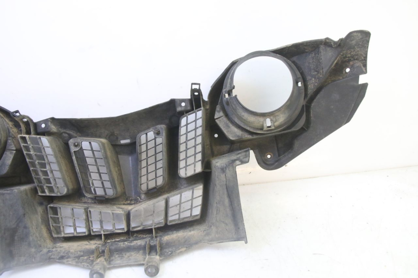 photo de FRONT FAIRING YAMAHA YFM GRIZZLY 550 (2008 - 2015) - Surface and material condition