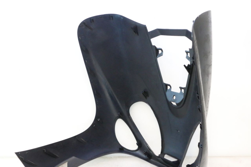 photo de FRONT PANEL YAMAHA YP MAJESTY 125 (2002 - 2006) - Component detail