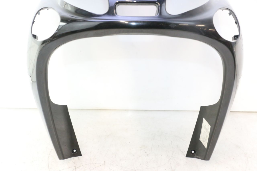 photo de FRONT PANEL YAMAHA YP MAJESTY 125 (2002 - 2006) - Detailed visual inspection