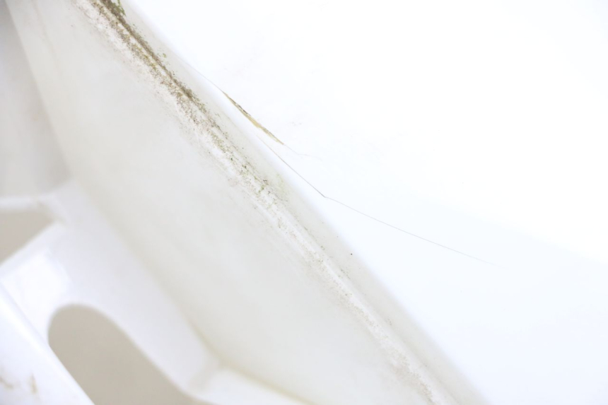 photo de FRONT PANEL PIAGGIO ZIP 2T 50 (2009 - 2019) - Fixing points details