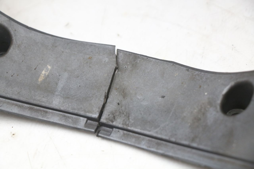 photo de FRONT PANEL PIAGGIO ZIP 4T 50 (2018 - 2020) - Distinctive features