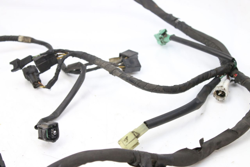 photo de WIRING HARNESS SUZUKI AN BURGMAN 400 (2006 - 2010) - Fixing points details