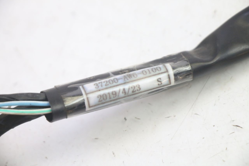 photo de SPEEDOMETER HARNESS SYM CROX 4T 50 (2016 - 2023) - Fixing points details