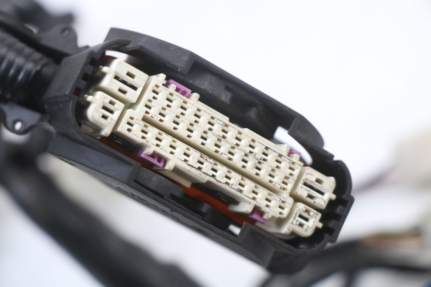 photo de WIRE HARNESS KYMCO DINK STREET ABS 125 (2011 - 2018) - Alternative perspective