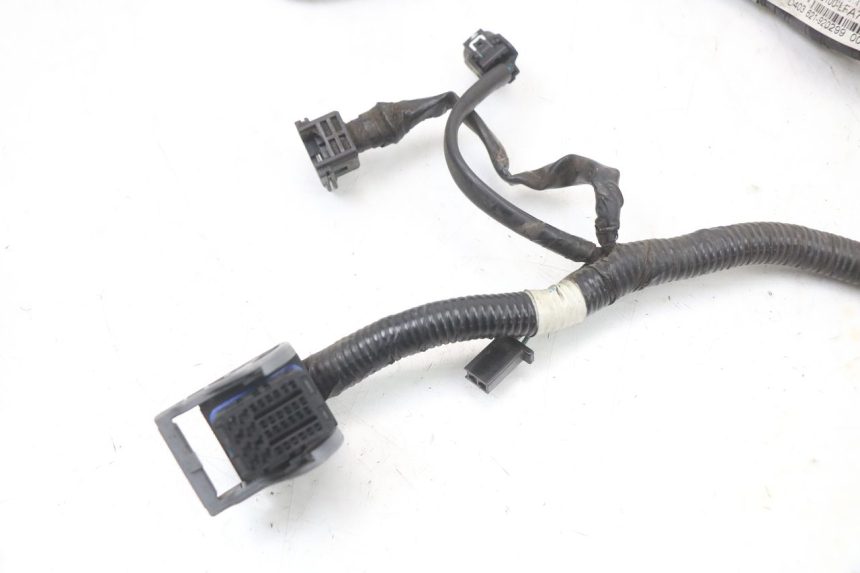 photo de WIRE HARNESS KYMCO DINK STREET 125 (2009 - 2014) - Surface and material condition