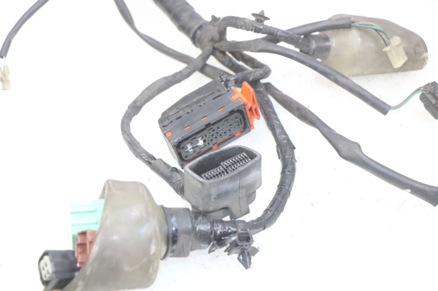 photo de WIRING HARNESS HONDA FJS SILVERWING SILVER WING 400 (2009 - 2016) - Markings and original references