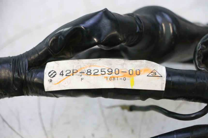 photo de WIRE HARNESS YAMAHA FZ8 800 (2010 - 2016) - Surface and material condition