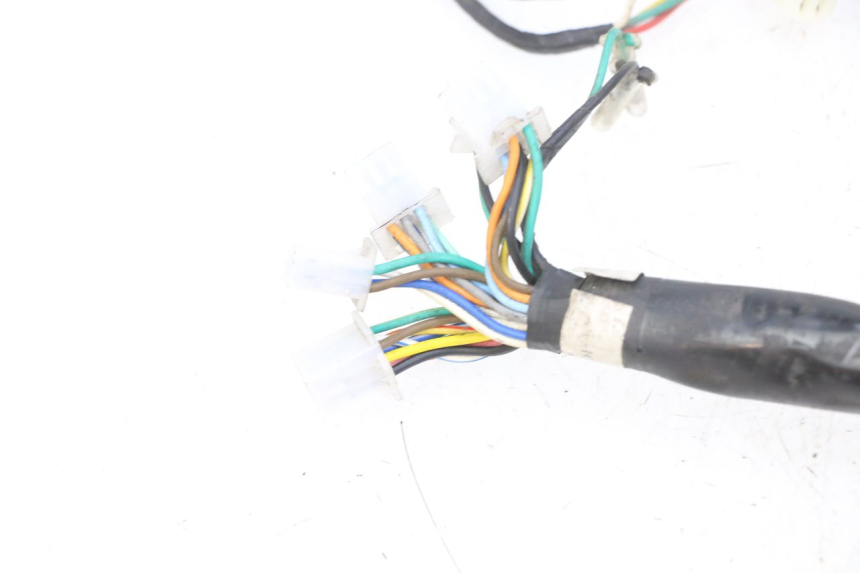 photo de WIRE HARNESS GOES WIKI 125 (2010 - 2015) - Technical close-up