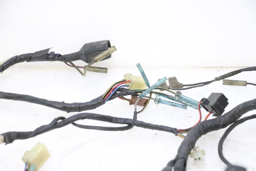 photo de WIRE HARNESS KAWASAKI GPX F ZX750F 750 (1986 - 1990) - Zoom on usage condition
