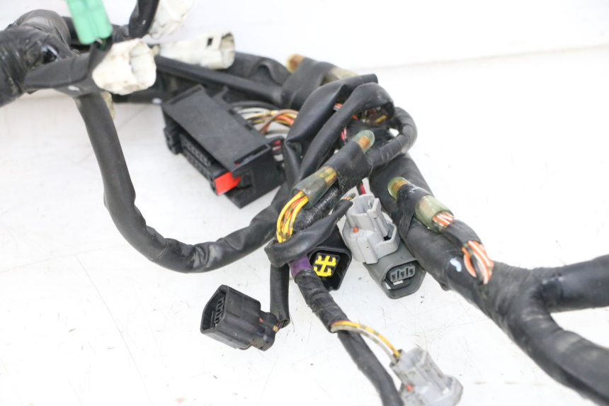 photo de WIRE HARNESS SUZUKI GSR 750 (2011 - 2017) - Distinctive features