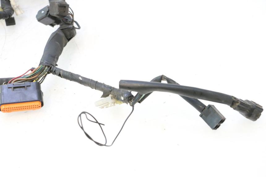 photo de WIRE HARNESS SUZUKI GSR 600 (2005 - 2012) - Alternative perspective