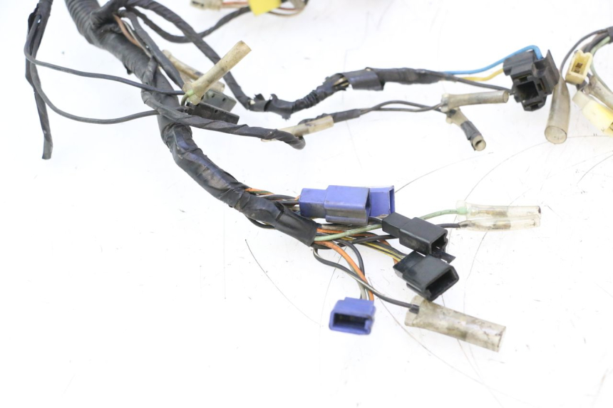 photo de WIRE HARNESS SUZUKI GSX F GSXF 750 (1988 - 1998) - Surface and material condition