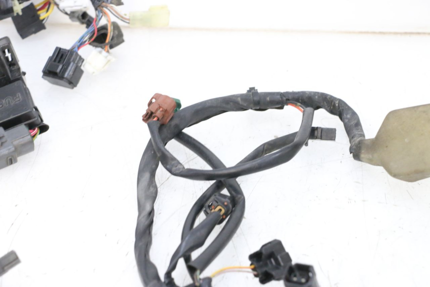 photo de WIRE HARNESS SUZUKI GSXR GSX-R 1000 (2003 - 2004) - Alternative perspective