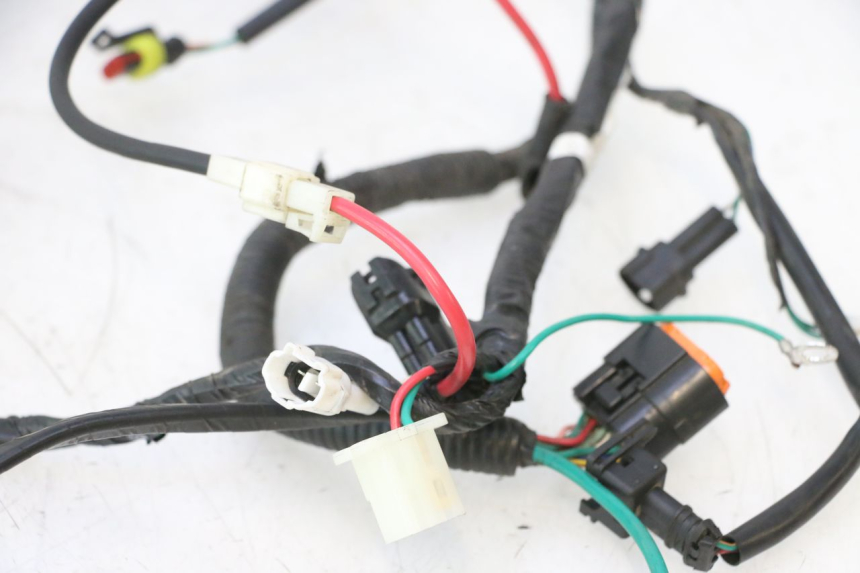 photo de WIRE HARNESS PEUGEOT KISBEE 4T 50 (2023 - 2026) - Additional view of the item