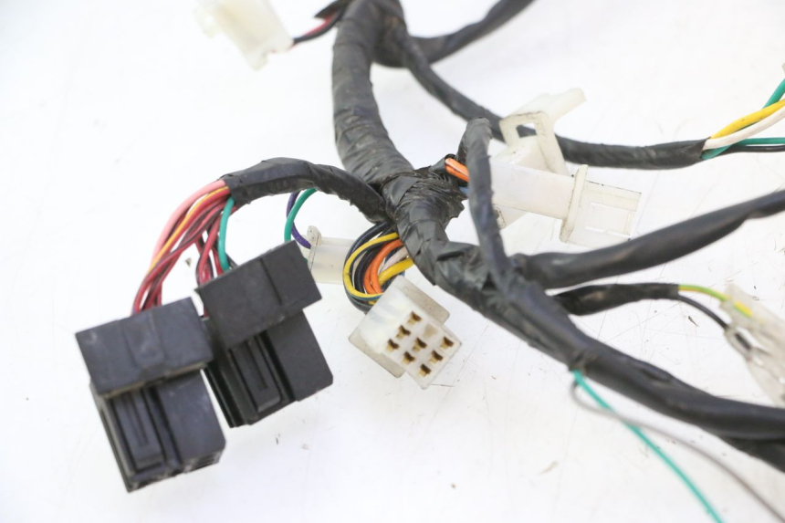 photo de WIRE HARNESS PEUGEOT KISBEE 4T 50 (2023 - 2026) - High-resolution close-up