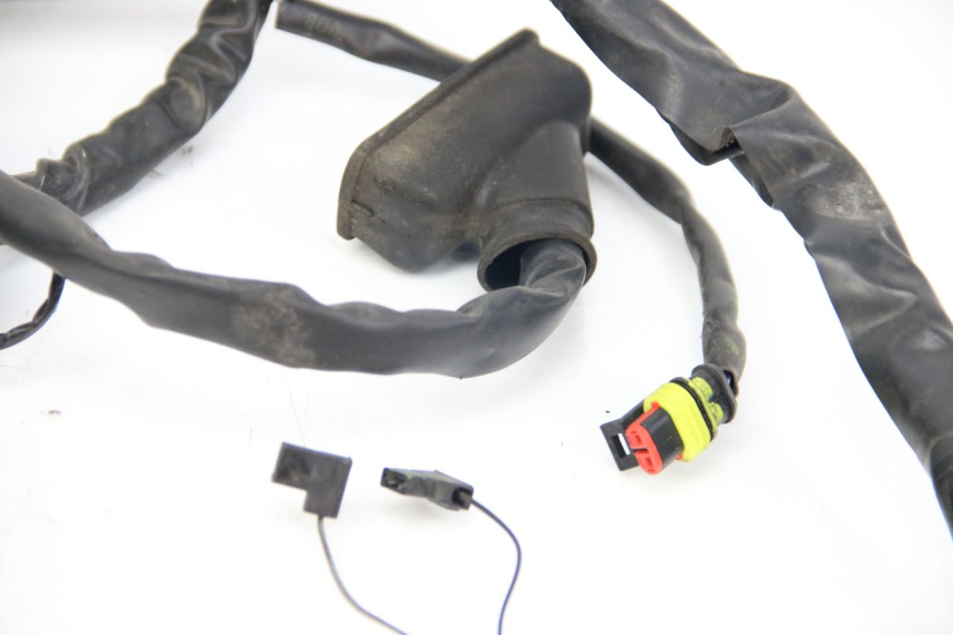 photo de WIRING HARNESS PIAGGIO LIBERTY IGET 4T 50 (2015 - 2020) - Surface and material condition