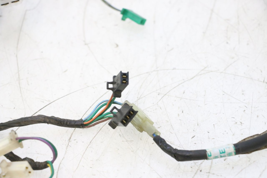 photo de WIRE HARNESS SYM MIO 50 (2005 - 2010) - High-resolution close-up