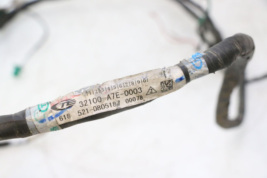 photo de WIRE HARNESS SYM MIO 50 (2005 - 2010) - Surface and material condition