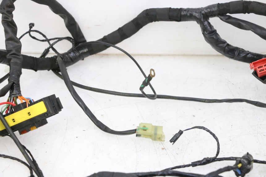 photo de WIRE HARNESS PIAGGIO MP3 HPE 310 (2024 - 2025) - Component zoom