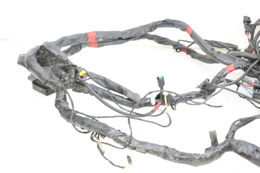 photo de WIRE HARNESS PIAGGIO MP3 HPE 350 (2018 - 2020) - Alternative perspective