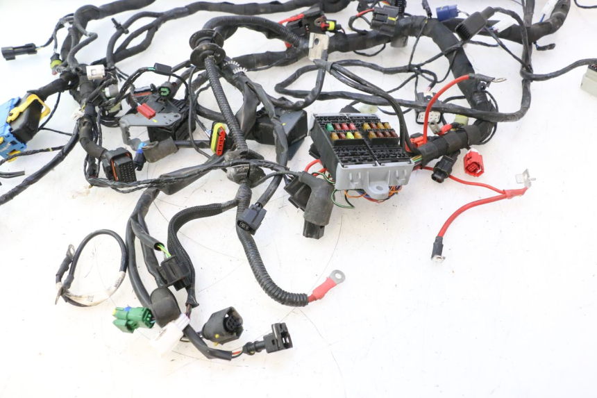 photo de WIRE HARNESS PIAGGIO MP3 HPE 530 (2022 - 2026) - Component detail