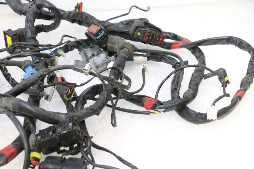 photo de WIRING HARNESS PIAGGIO MP3 LT 300 (2010 - 2016) - Additional view of the item