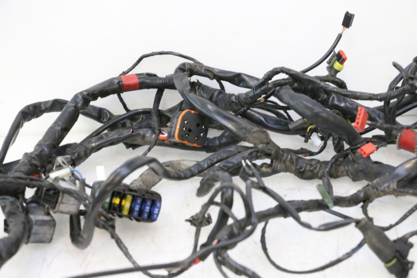 photo de WIRING HARNESS PIAGGIO MP3 LT 300 (2010 - 2016) - Alternative perspective