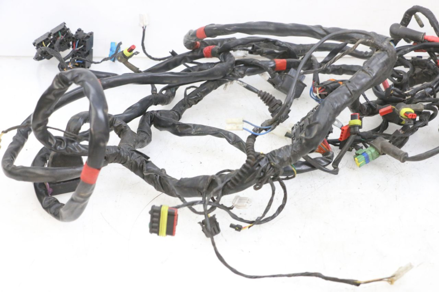 photo de WIRE HARNESS PIAGGIO MP3 RL 250 (2006 - 2010) - Zoom on usage condition
