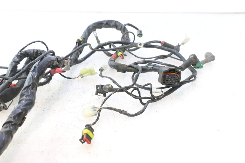 photo de WIRE HARNESS PIAGGIO MP3 500 (2016 - 2018) - Surface and material condition