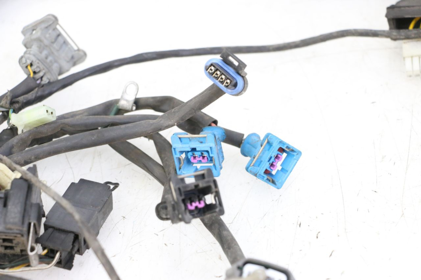 photo de WIRE HARNESS PEUGEOT SATELIS COMPRESSOR K15 125 (2006 - 2009) - High-resolution close-up