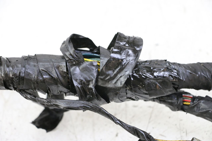 photo de WIRE HARNESS PEUGEOT SATELIS COMPRESSOR K15 125 (2006 - 2009) - Technical close-up