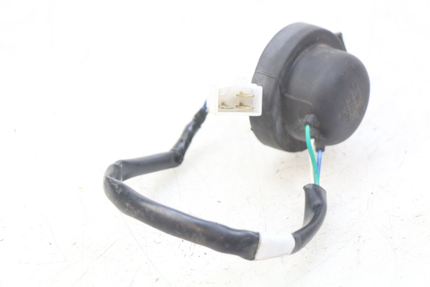 photo de HEADLIGHT HARNESS KYMCO AGILITY 16+ 4T 50 (2018 - 2023) - Zoom on usage condition