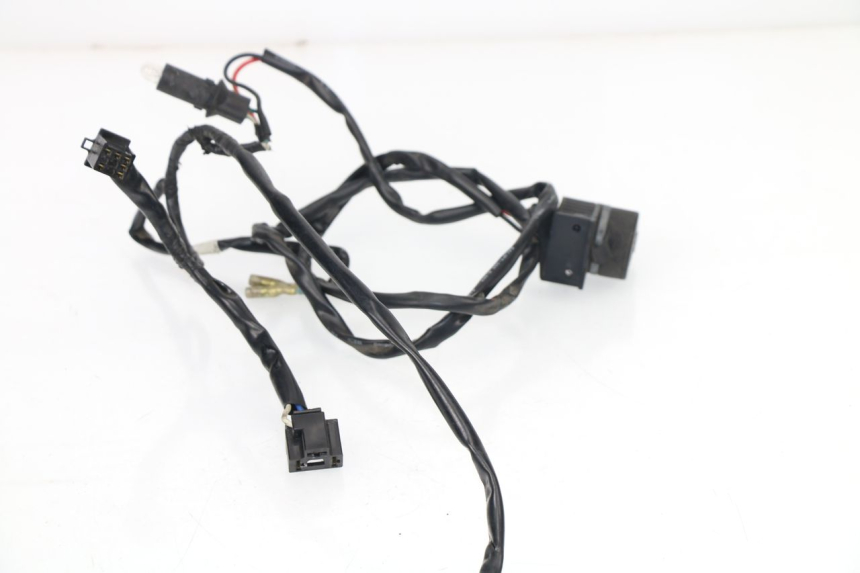 photo de HEADLIGHT WIRE HARNESS HONDA CBR R 125 (2011 - 2016) - Technical close-up