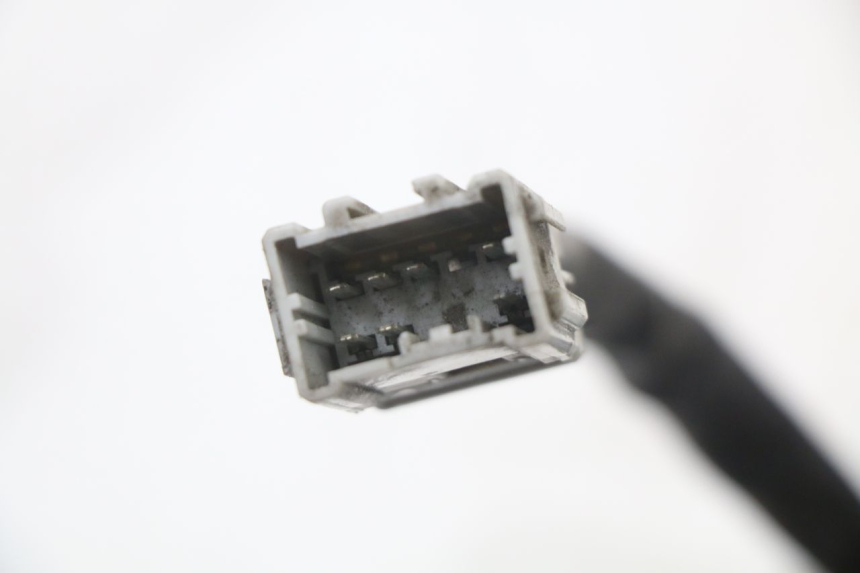 photo de HEADLIGHT WIRE HARNESS HONDA FES S-WING SWING 125 (2007 - 2015) - Zoom on usage condition