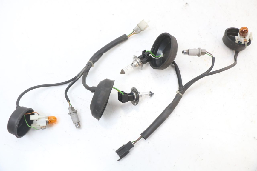 photo de HEADLIGHT HARNESS PEUGEOT SATELIS 125 (2010 - 2012) - Main view