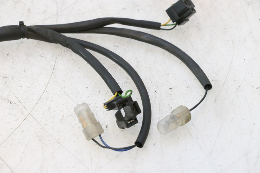photo de HEADLIGHT HARNESS YAMAHA XMAX X-MAX 125 (2006 - 2009) - Technical close-up