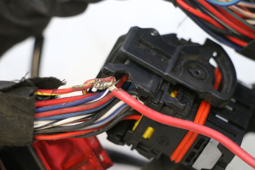 photo de WIRE HARNESS HARLEY DAVIDSON ROAD GLIDE FLTRXSE 1920 (2018 - 2022) - Alternative angle