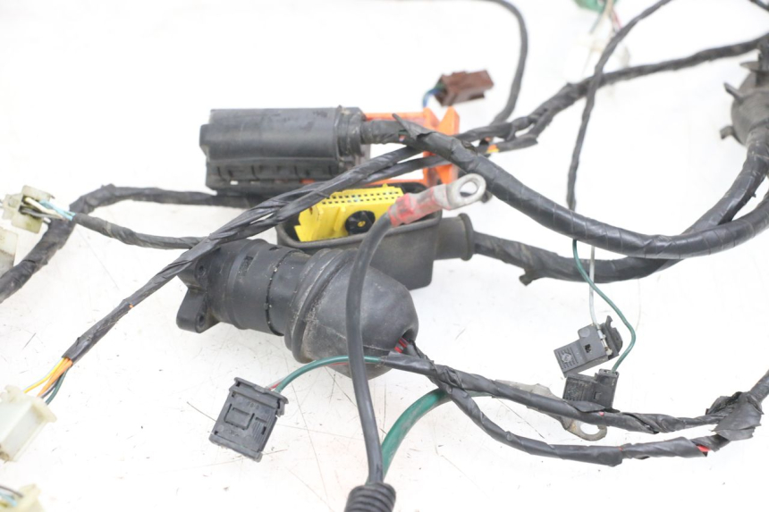 photo de WIRING HARNESS PEUGEOT SATELIS 125 (2006 - 2009) - Additional view of the item